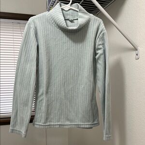 Uniqlo Girls Light Turquoise Turtlenecks